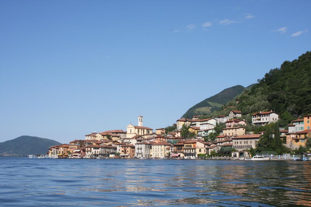 Apartamento L'Isola Dei Sapori Monte Isola Habitación foto